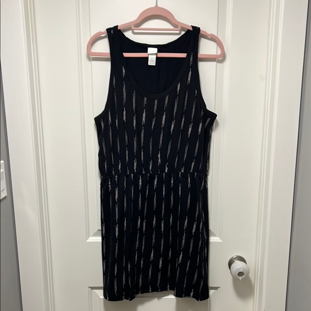H&M Black Sheath Mini Dress Sleeveless Scoop Neck